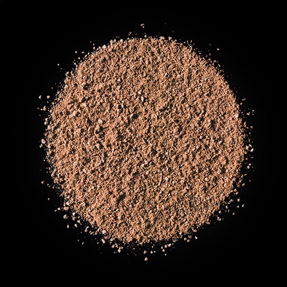 Estée Lauder Victoria Beckham Bronzer - Picture 2 of 2